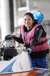 若手女子レーサー　〝有望株〟を探せ‼　藤原早菜選手（岡山）　A２昇級。ターンスピードやさばきはトップクラス